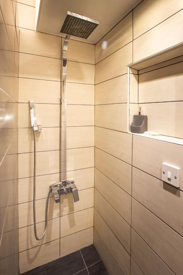 Paphos Alexis Apartments - Lovely 2-Bedroom With Swimming Pool מראה חיצוני תמונה